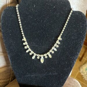 Vintage Teardrop Rhinestone Silvertone Necklace - Short Style 

$10
